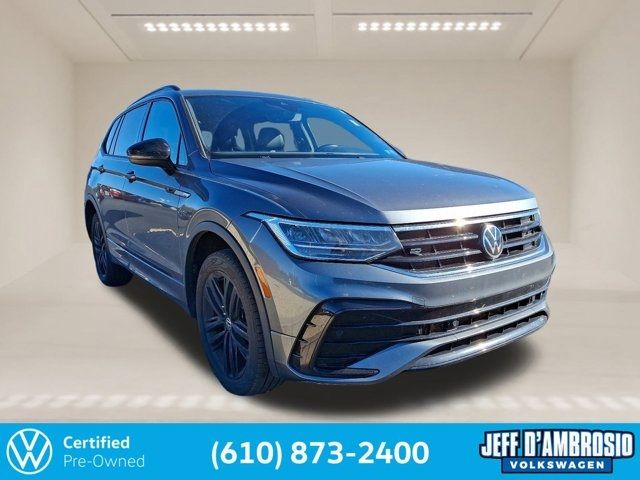 2022 Volkswagen Tiguan SE R-Line Black