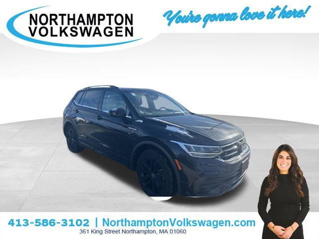 2022 Volkswagen Tiguan SE R-Line Black