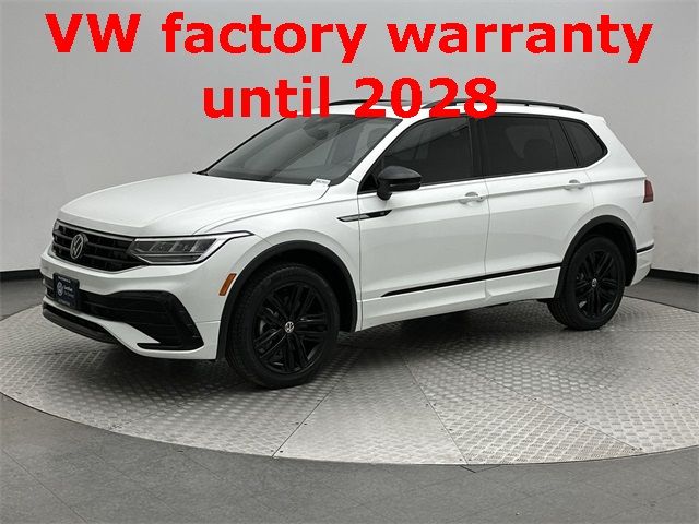 2022 Volkswagen Tiguan SE R-Line Black