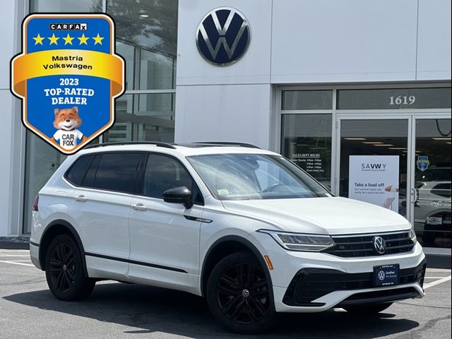 2022 Volkswagen Tiguan SE R-Line Black