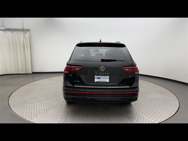 2022 Volkswagen Tiguan SE R-Line Black