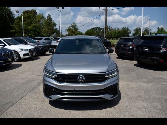 2022 Volkswagen Tiguan SE R-Line Black