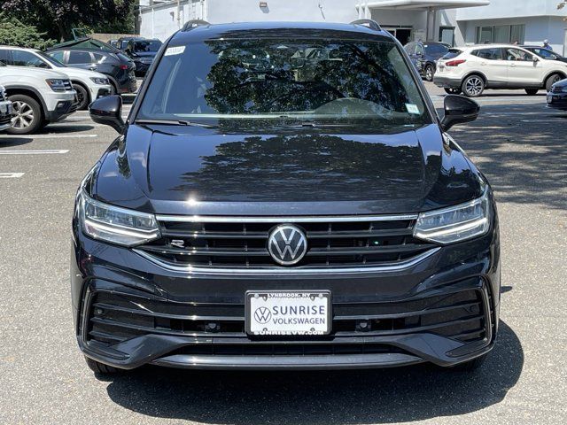 2022 Volkswagen Tiguan SE R-Line Black