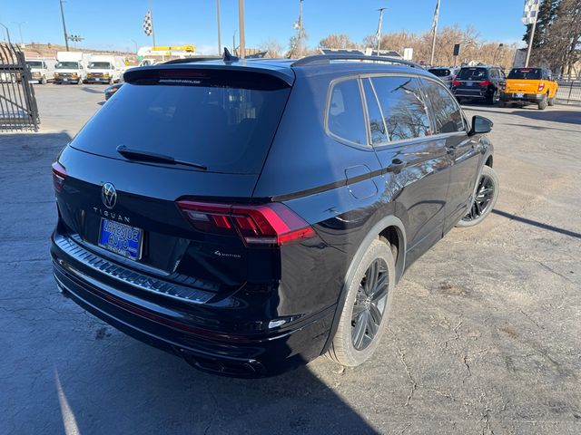 2022 Volkswagen Tiguan SE R-Line Black