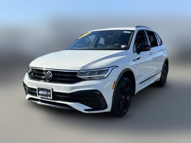 2022 Volkswagen Tiguan SE R-Line Black