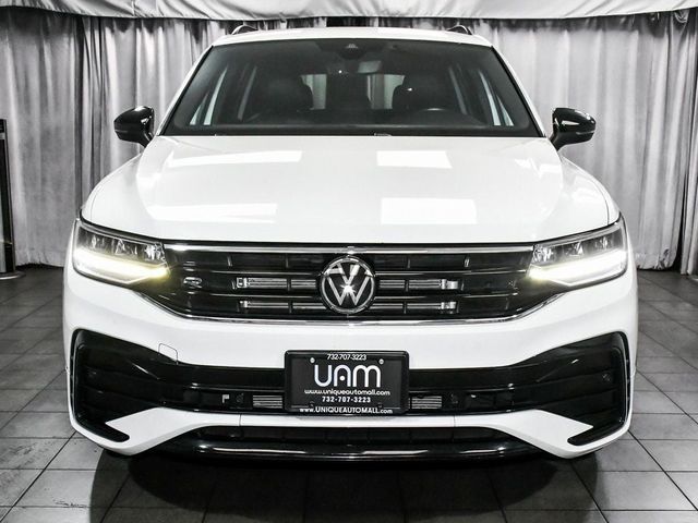 2022 Volkswagen Tiguan SE R-Line Black