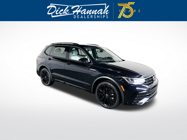 2022 Volkswagen Tiguan SE R-Line Black