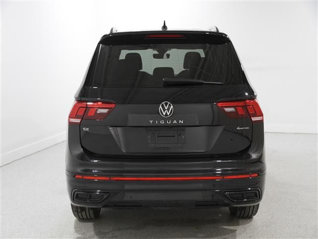 2022 Volkswagen Tiguan SE R-Line Black