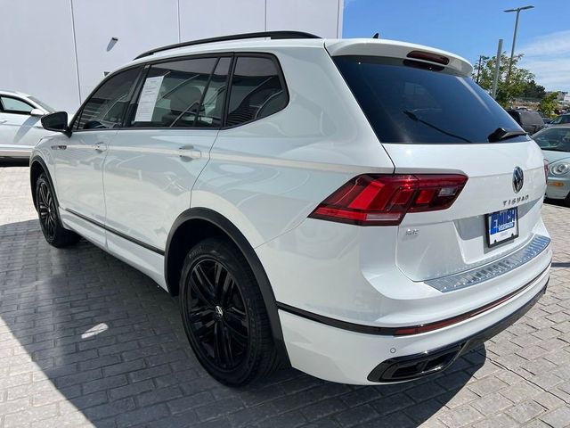 2022 Volkswagen Tiguan SE R-Line Black