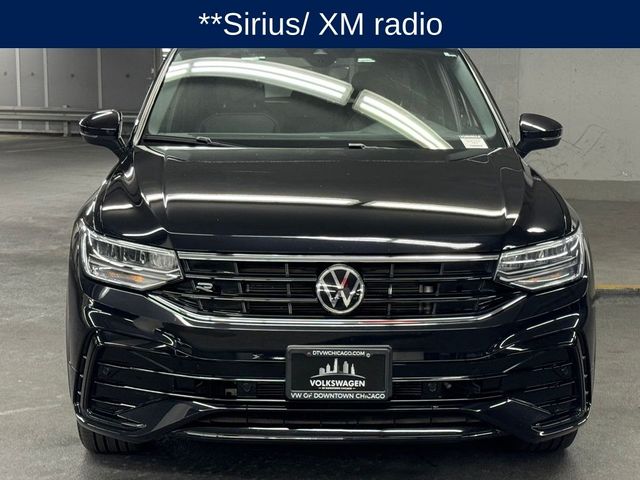 2022 Volkswagen Tiguan SE R-Line Black