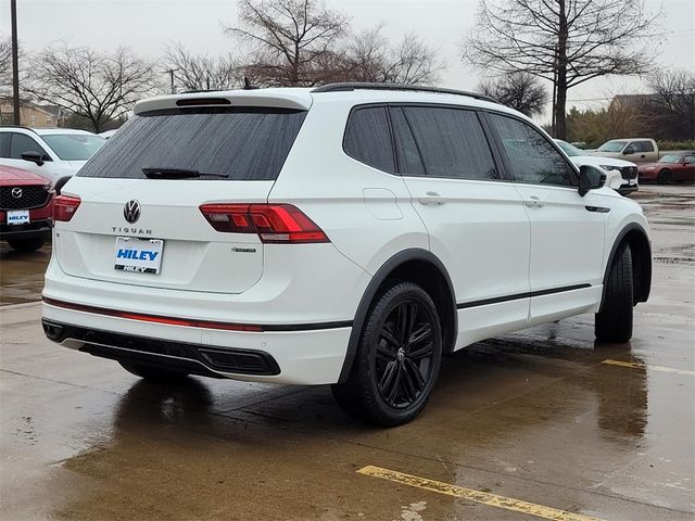 2022 Volkswagen Tiguan SE R-Line Black