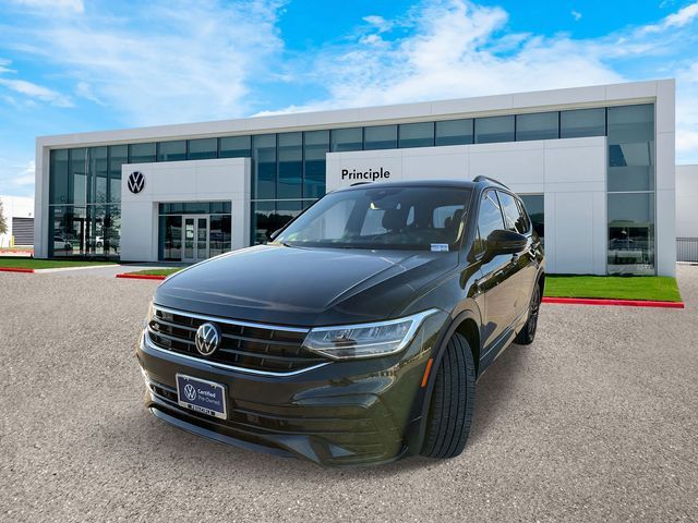 2022 Volkswagen Tiguan SE R-Line Black