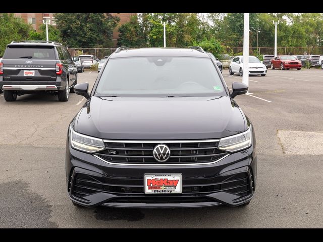 2022 Volkswagen Tiguan SE R-Line Black