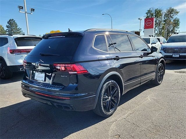 2022 Volkswagen Tiguan SE R-Line Black