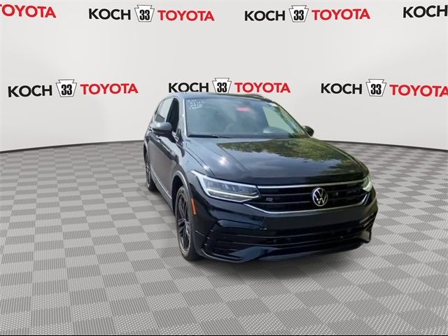 2022 Volkswagen Tiguan SE R-Line Black