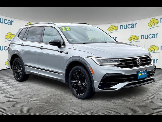 2022 Volkswagen Tiguan SE R-Line Black