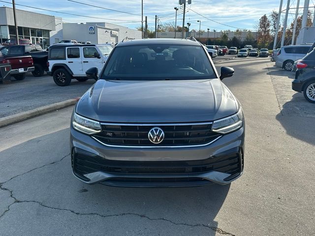 2022 Volkswagen Tiguan SE R-Line Black