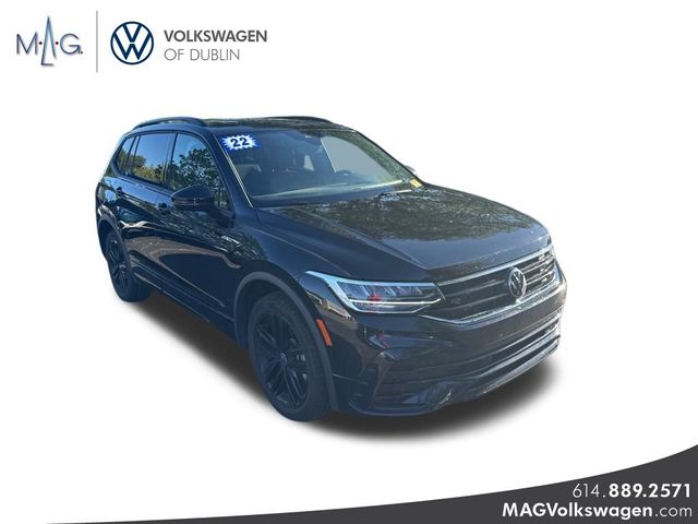 2022 Volkswagen Tiguan SE R-Line Black