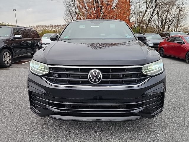 2022 Volkswagen Tiguan SE R-Line Black