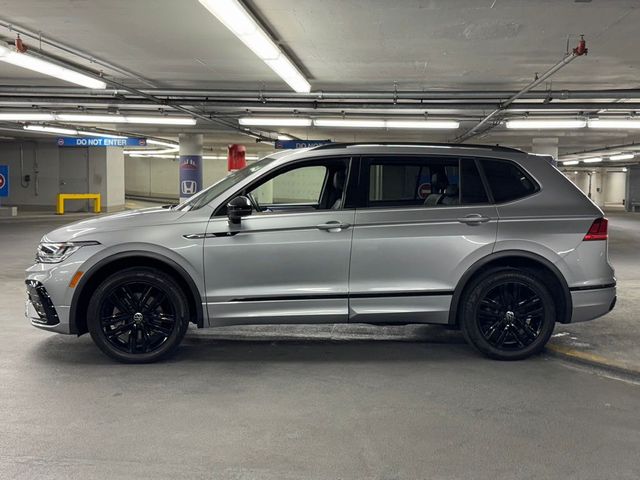 2022 Volkswagen Tiguan SE R-Line Black