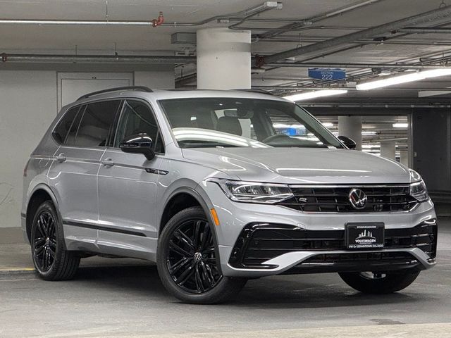 2022 Volkswagen Tiguan SE R-Line Black