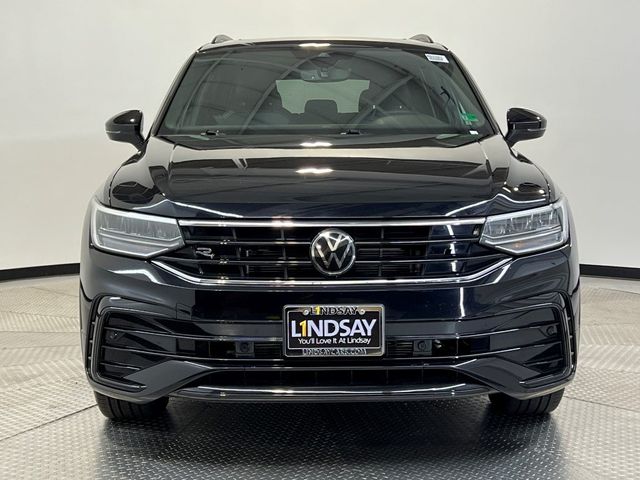 2022 Volkswagen Tiguan SE R-Line Black