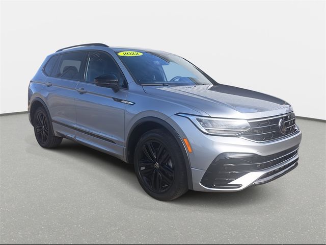 2022 Volkswagen Tiguan SE R-Line Black