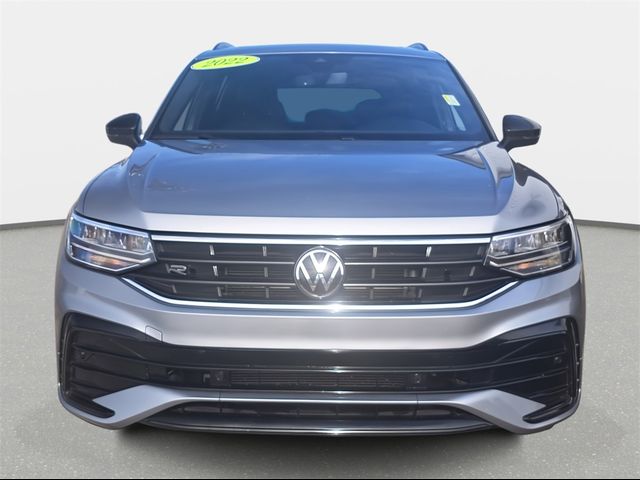 2022 Volkswagen Tiguan SE R-Line Black