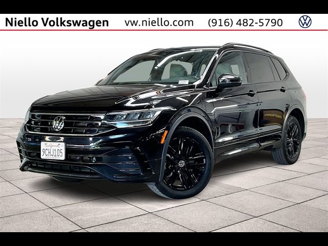 2022 Volkswagen Tiguan SE R-Line Black