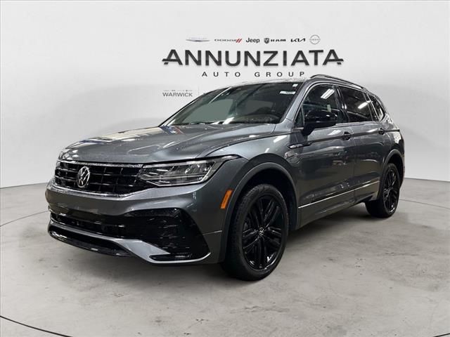 2022 Volkswagen Tiguan SE R-Line Black