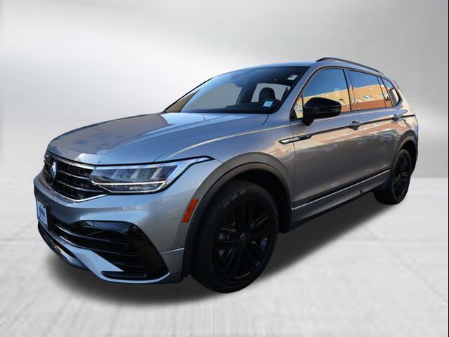 2022 Volkswagen Tiguan SE R-Line Black