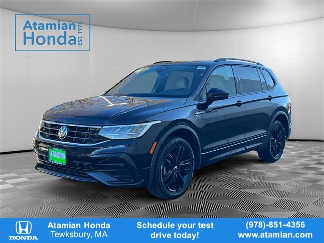 2022 Volkswagen Tiguan SE R-Line Black