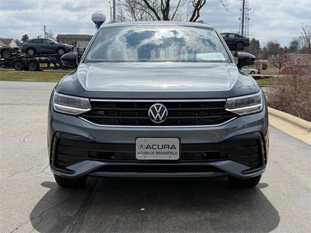 2022 Volkswagen Tiguan SE R-Line Black