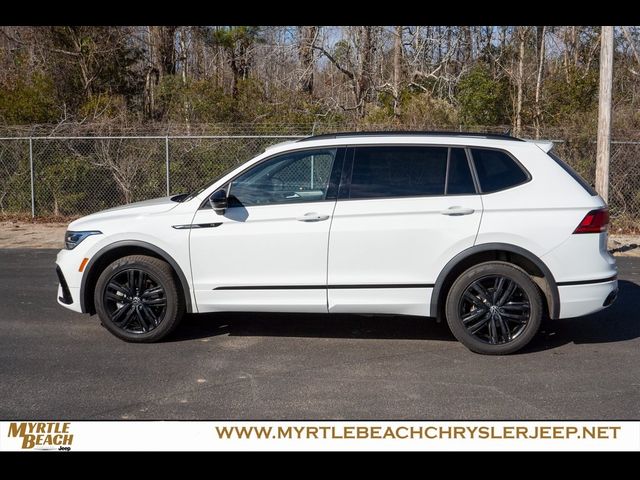 2022 Volkswagen Tiguan SE R-Line Black