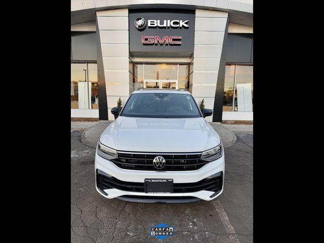 2022 Volkswagen Tiguan SE R-Line Black