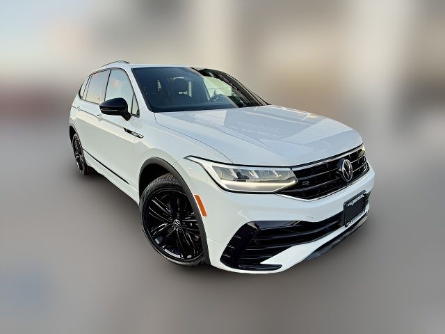2022 Volkswagen Tiguan SE R-Line Black