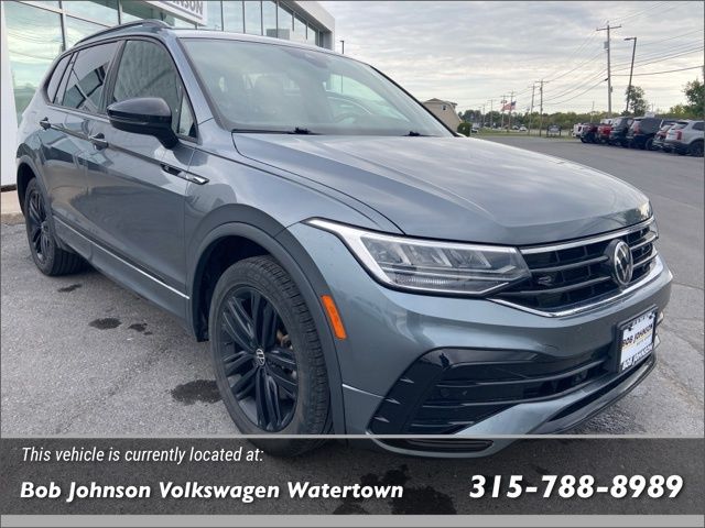 2022 Volkswagen Tiguan SE R-Line Black