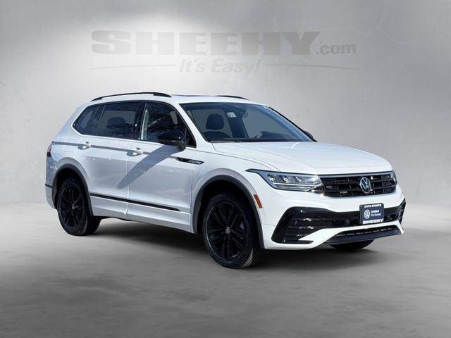 2022 Volkswagen Tiguan SE R-Line Black