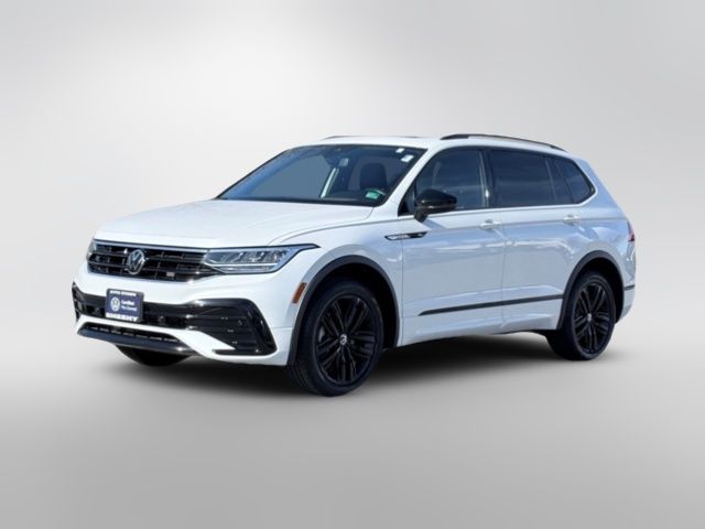2022 Volkswagen Tiguan SE R-Line Black