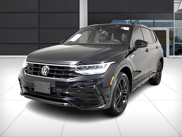 2022 Volkswagen Tiguan SE R-Line Black