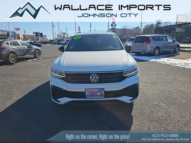 2022 Volkswagen Tiguan SE R-Line Black