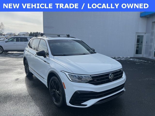 2022 Volkswagen Tiguan SE R-Line Black