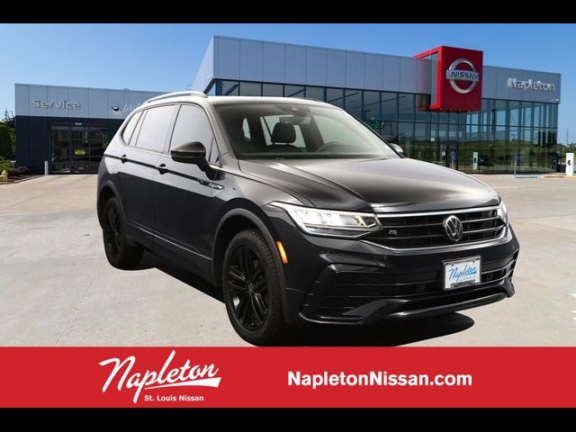 2022 Volkswagen Tiguan SE R-Line Black