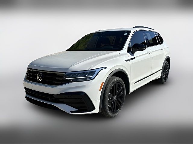 2022 Volkswagen Tiguan SE R-Line Black