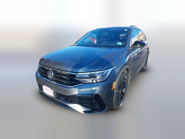 2022 Volkswagen Tiguan SE R-Line Black