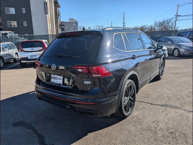 2022 Volkswagen Tiguan SE R-Line Black