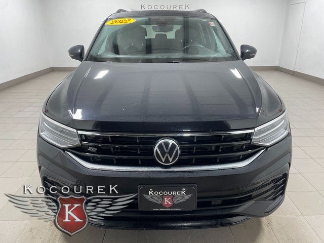 2022 Volkswagen Tiguan SE R-Line Black