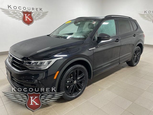 2022 Volkswagen Tiguan SE R-Line Black