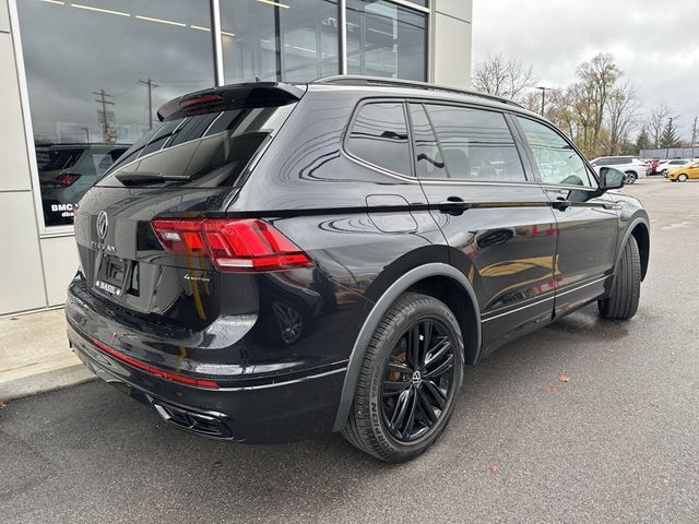 2022 Volkswagen Tiguan SE R-Line Black