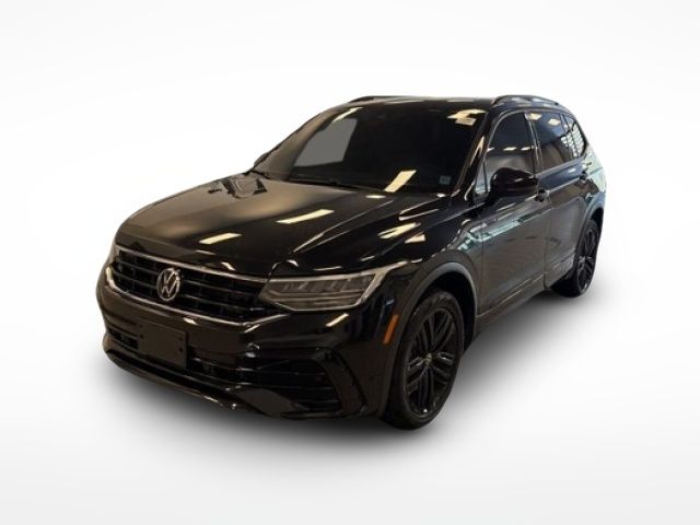 2022 Volkswagen Tiguan SE R-Line Black